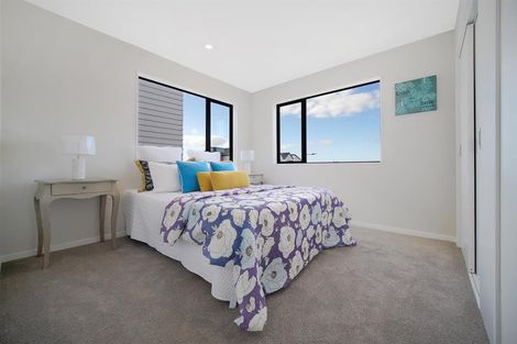 Photo of property in 105 Kairakau Street, Papakura, 2110