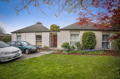 Photo of property in 3 Newbridge Place, Ilam, Christchurch, 8041