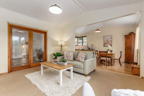 Photo of property in 9 Toenga Road, Pukerua Bay, 5026
