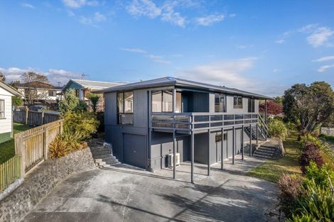Photo of property in 10 Kivell Street, Ranui, Porirua, 5024