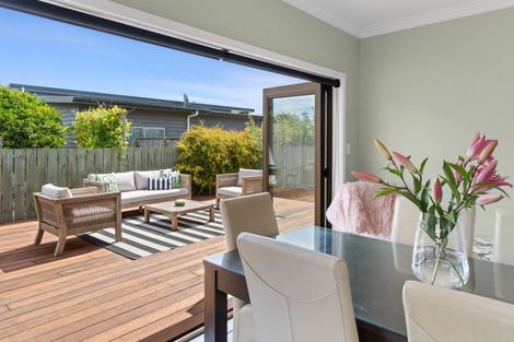 Photo of property in 72 Venice Street, Martinborough, 5711