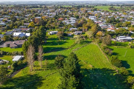 Photo of property in 38 Clifton Avenue, Carterton, 5713