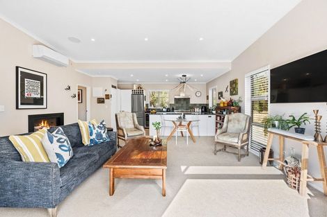 Photo of property in 15a Esther Street, Martinborough, 5711