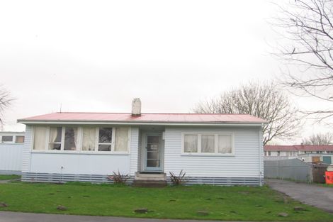 Photo of property in 809-811 Kiwi Street, Camberley, Hastings, 4120