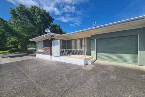 Photo of property in 1/32 Matuhi Rise, Henderson, Auckland, 0612