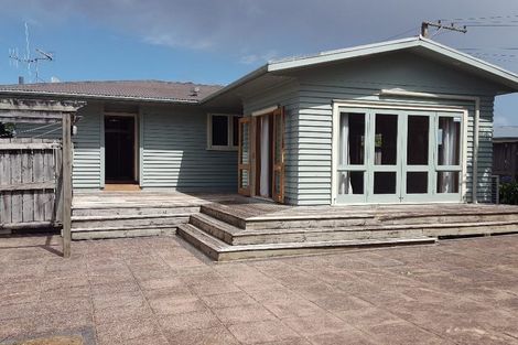 Photo of property in 15 Stewart Place, Melville, Hamilton, 3206