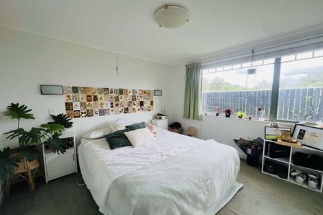 Photo of property in 30 Caroline Crescent, Highbury, Palmerston North, 4412