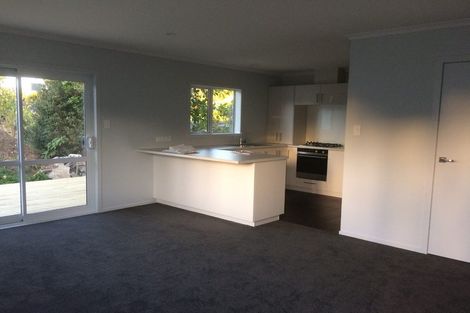 Photo of property in 16 Evans Road, Weymouth, Auckland, 2103