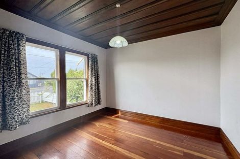 Photo of property in 93 Wilson Street, Hawera, 4610