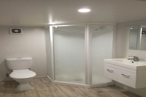 Photo of property in 1/10 Alma Street, Te Atatu South, Auckland, 0610