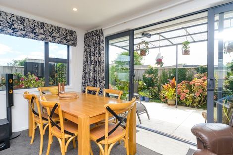 Photo of property in 43a Abraham Crescent, Milson, Palmerston North, 4414