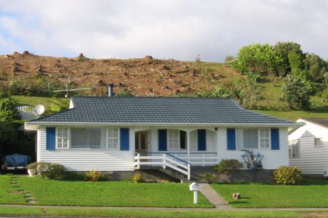 Photo of property in 130 Major Drive, Kelson, Lower Hutt, 5010