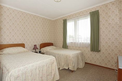 Photo of property in 17 Dumbarton Place, Strathern, Invercargill, 9812