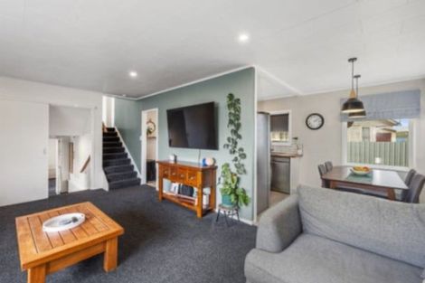 Photo of property in 17 Homedale Street, Pukehangi, Rotorua, 3015