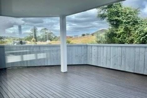 Photo of property in 7 Liban Place, Massey, Auckland, 0614