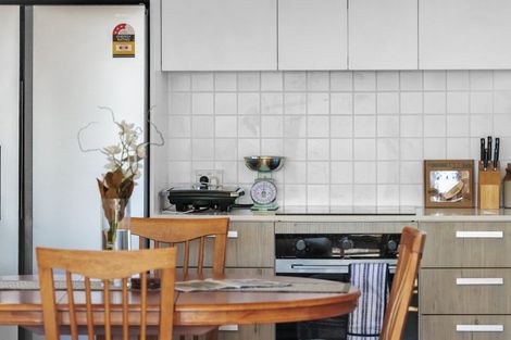 Photo of property in 42 Tahuna Minhinnick Drive, Glenbrook, Waiuku, 2681