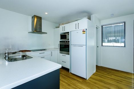 Photo of property in 16 Wheatsheaf Lane, Heathcote Valley, Christchurch, 8022