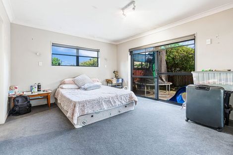 Photo of property in 2/27 Omana Road, Papatoetoe, Auckland, 2025