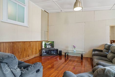Photo of property in 12 Franklin Road, Paparoa, 0571