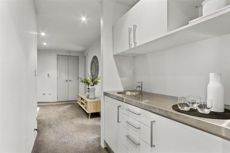 Photo of property in 95b Braemar Road, Castor Bay, Auckland, 0620