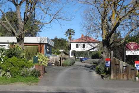 Photo of property in 98 Te Mata Road, Havelock North, 4130