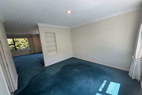 Photo of property in 18 Derry Hill, Churton Park, Wellington, 6037