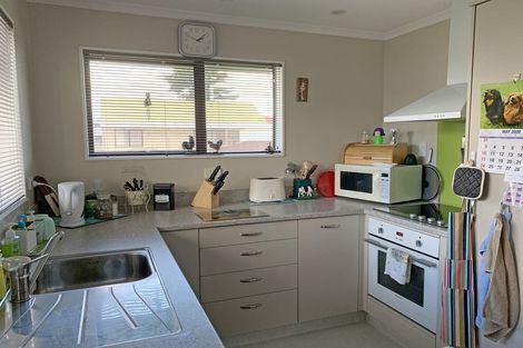 Photo of property in 1a Carlyle Street, Dannevirke, 4930