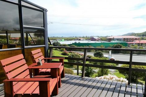 Photo of property in 10 Smith Street, Greymouth, 7805