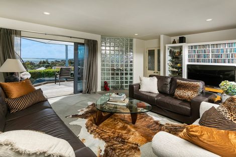 Photo of property in 2/35 Channel View Road, Campbells Bay, Auckland, 0630