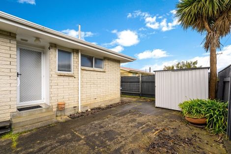 Photo of property in 2/17 Wimbledon Grove, Wainuiomata, Lower Hutt, 5014