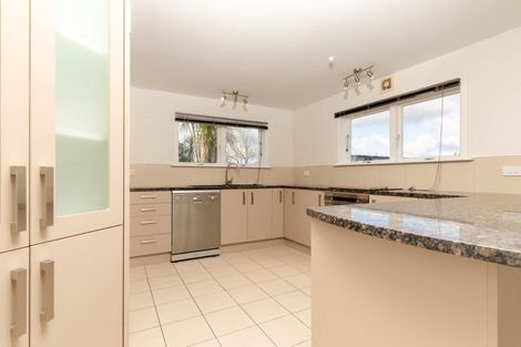 Photo of property in 6 Swanson Road, Henderson, Auckland, 0610