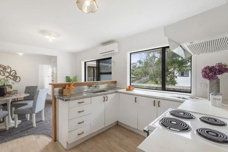 Photo of property in 1/24 Richards Avenue, Forrest Hill, Auckland, 0620