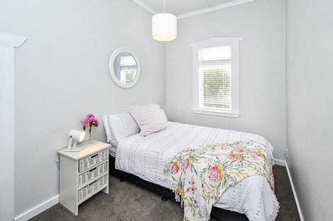 Photo of property in 2/39 Halsey Road, Manurewa, Auckland, 2102