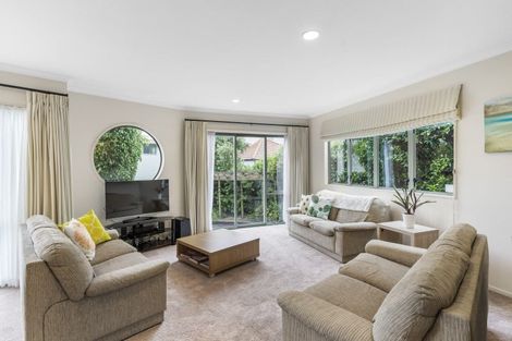 Photo of property in 2/10 Norman Road, Hauraki, Auckland, 0622