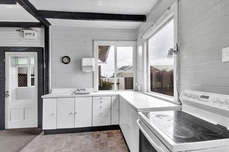 Photo of property in 2/6 Drake Street, New Brighton, Christchurch, 8061