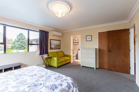 Photo of property in 12 Windsor Street, Dannevirke, 4930