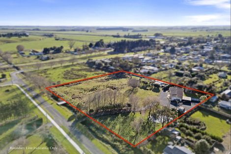 Photo of property in 1 Graham Street, Shannon, 4821