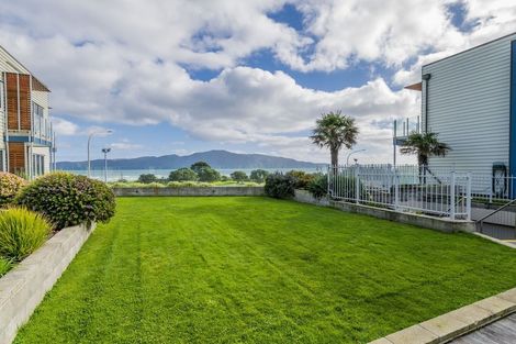 Photo of property in 13/4u Seaview Road, Paraparaumu Beach, Paraparaumu, 5032