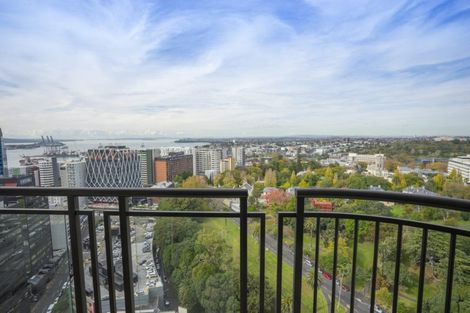 Photo of property in The Metropolis Apartments, 2912/1 Courthouse Lane, Auckland Central, Auckland, 1010