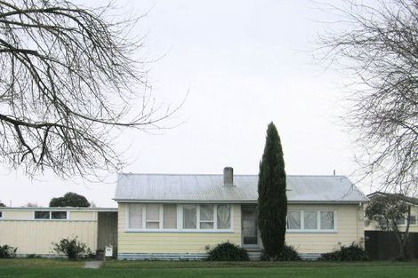 Photo of property in 813-815 Kiwi Street, Camberley, Hastings, 4120