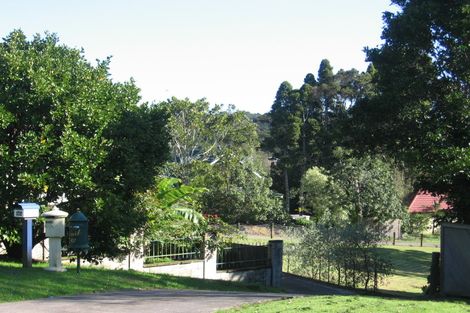 Photo of property in 82a Wirihana Road, Titirangi, Auckland, 0604