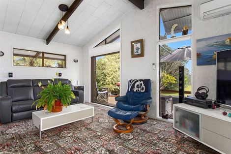 Photo of property in 10 Tawhara Place, Edgecumbe, 3120