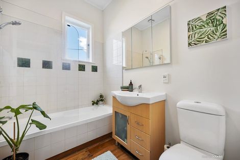 Photo of property in 44 Hamilton Road, Hataitai, Wellington, 6021