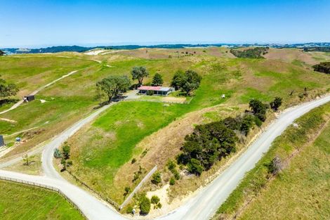 Photo of property in 354 Linton Road, Maungaturoto, 0583