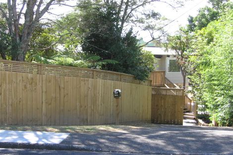 Photo of property in 45 Cliff View Drive, Green Bay, Auckland, 0604