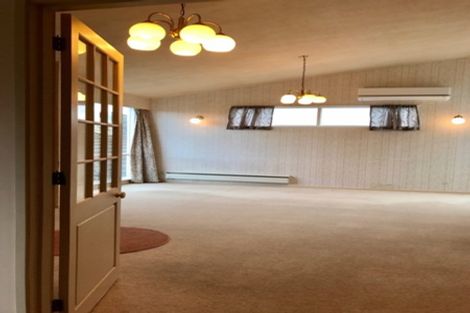 Photo of property in 101 Churchill Drive, Crofton Downs, Wellington, 6035