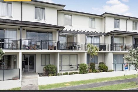 Photo of property in 3/17 Waihi Way, East Tamaki, Auckland, 2013