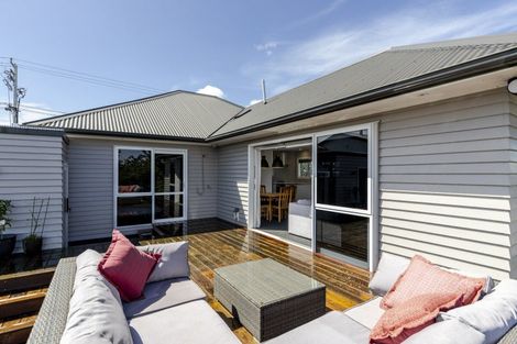 Photo of property in 134 Tukapa Street, Westown, New Plymouth, 4310