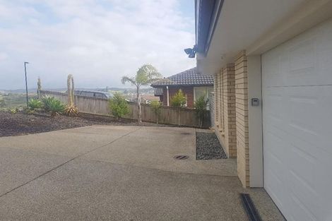 Photo of property in 12 Butler Stoney Crescent, Silverdale, 0932