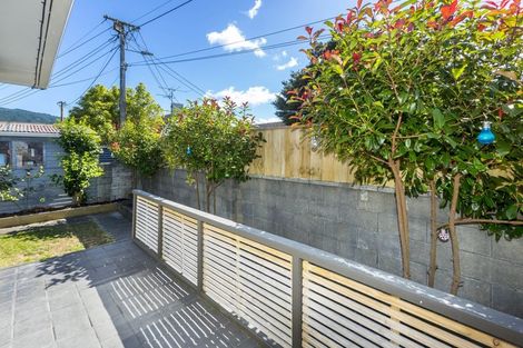 Photo of property in 2/39 Palmer Court, Silverstream, Upper Hutt, 5019